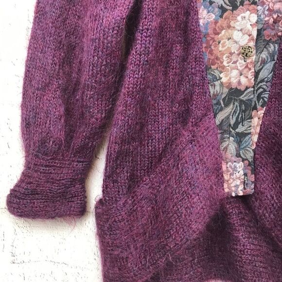 Woof Design Newfoundland Canada Vintage Sweater - Picture 4 of 9